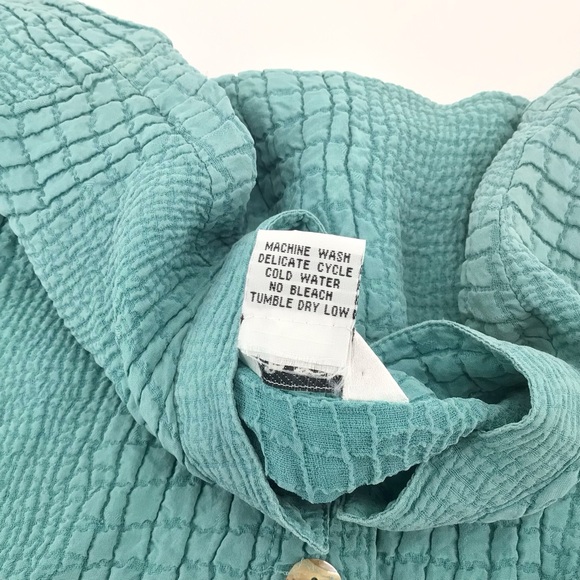 Citron Santa Monica Light Green Short Sleeve 100% Silk Lightweight Blouse PM - Picture 3 of 14